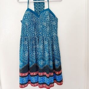𝅺xhilaration Fit and Flare Strappy Floral Dress~With pockets